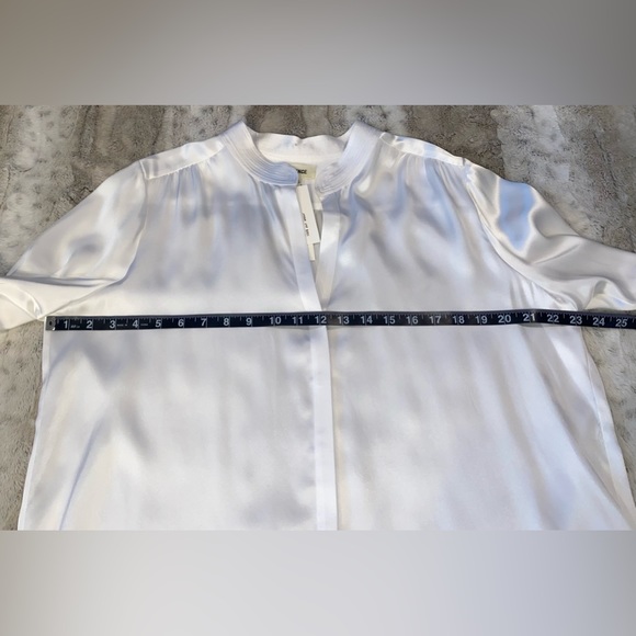 NWT💕L'AGENCE Bianca Silk Charmeuse Blouse in White Size XL - Picture 11 of 15